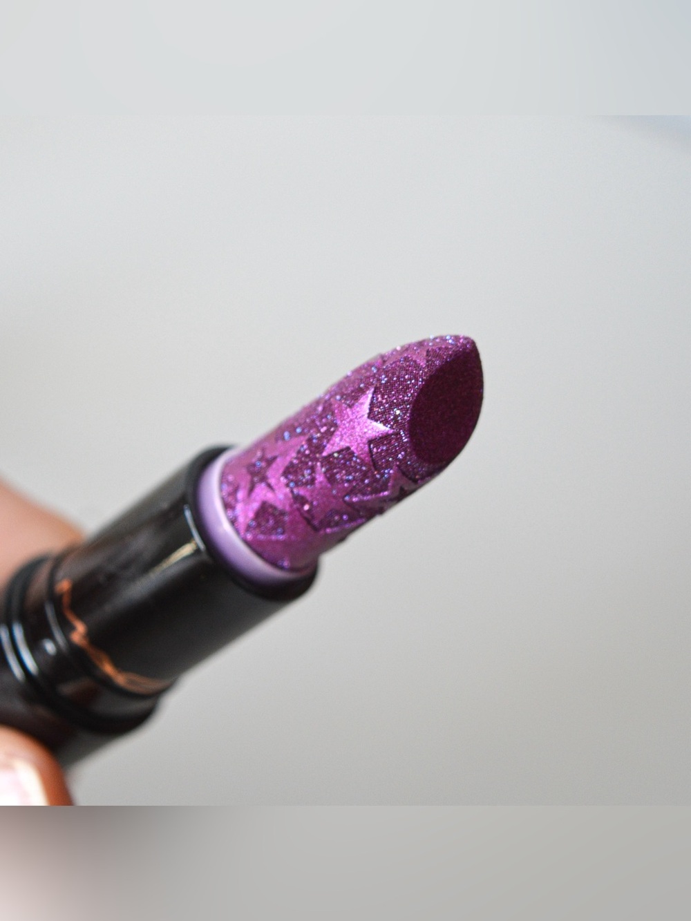 MAC Cosmetics Kiss Of Stars Lipstick *STARSTRUCK* Berry Purple Limited Edition - Picture 2 of 11